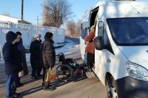 В Неклиновском районе мобильная бригада помогает пожилым людям заботиться о здоровье