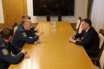 Юрий Слюсарь обсудил с главой МЧС России готовность региона к паводкам и пожароопасному сезону