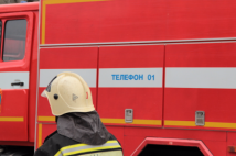 В Ростове в Суворовском загорелась квартира на 13-м этаже