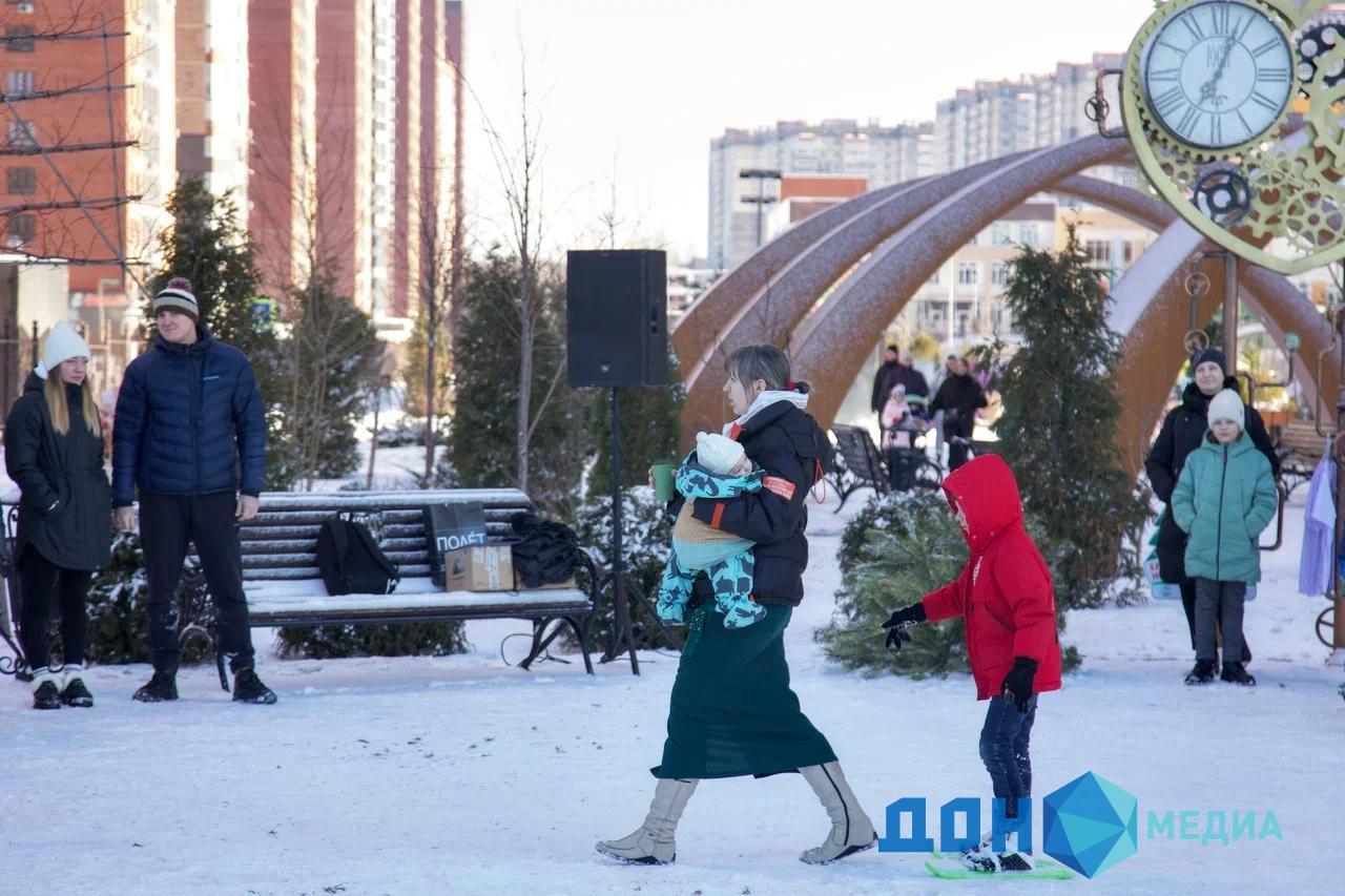 ДОН24 - Фото: в Ростове прошел чемпионат по метанию елок