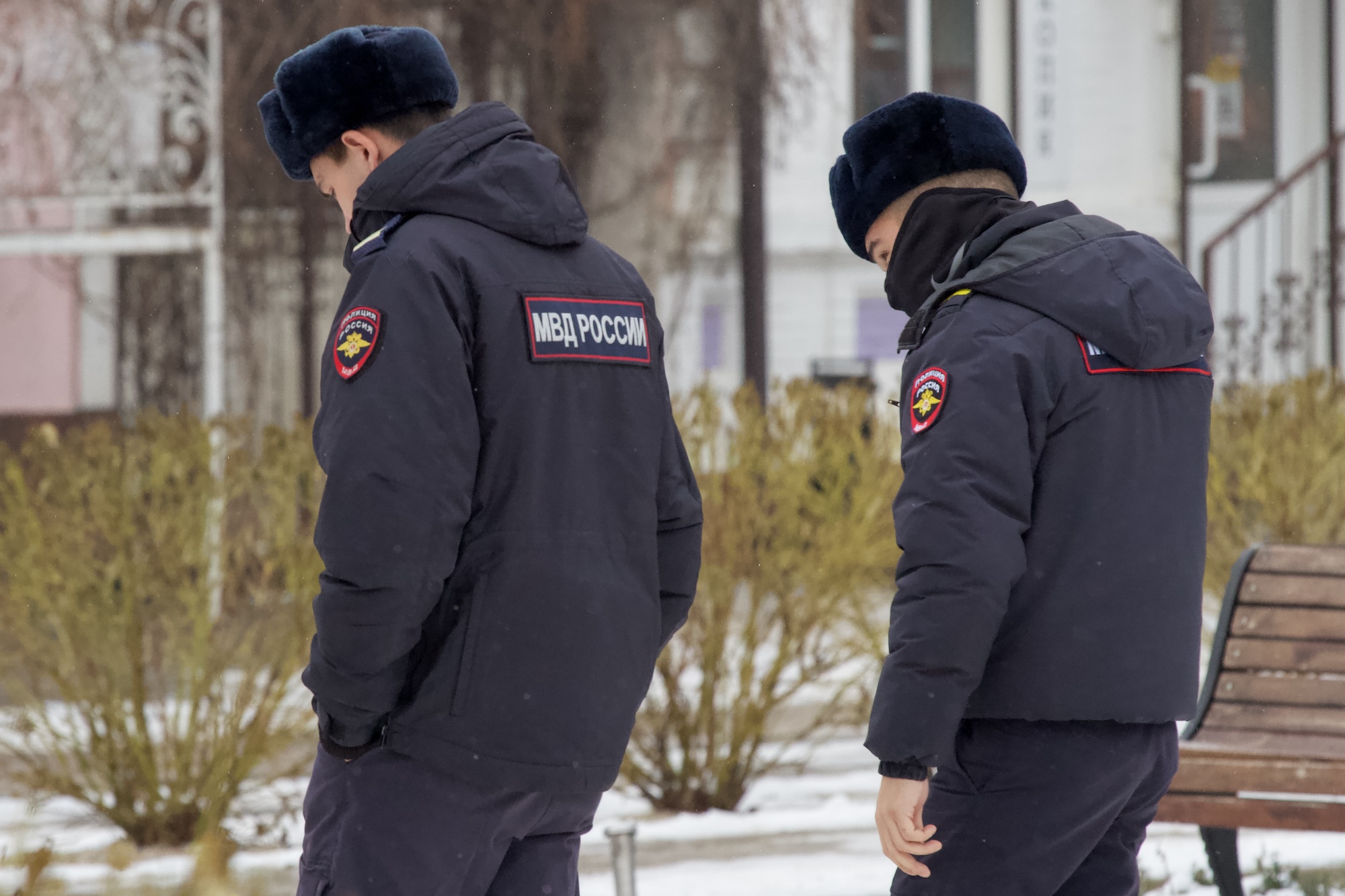 ДОН24 - В Аксае обнаружили склад боеприпасов в подвале многоэтажки