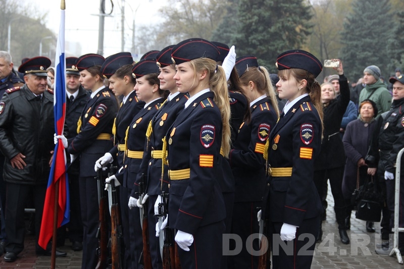 День полиции ростов. Подготовка ко Дню полиции. Полиция на день ВФМ. Ростов-на-Дону полицейский календарь.