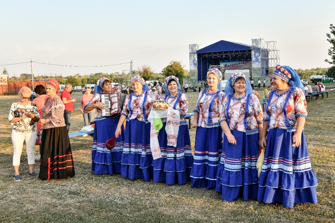 Хутор калининский. Фестиваль Калининское лето. Калининская Ростовская область. Калининский (Ростовская область). Фестивали в Ростовской области с картинками.