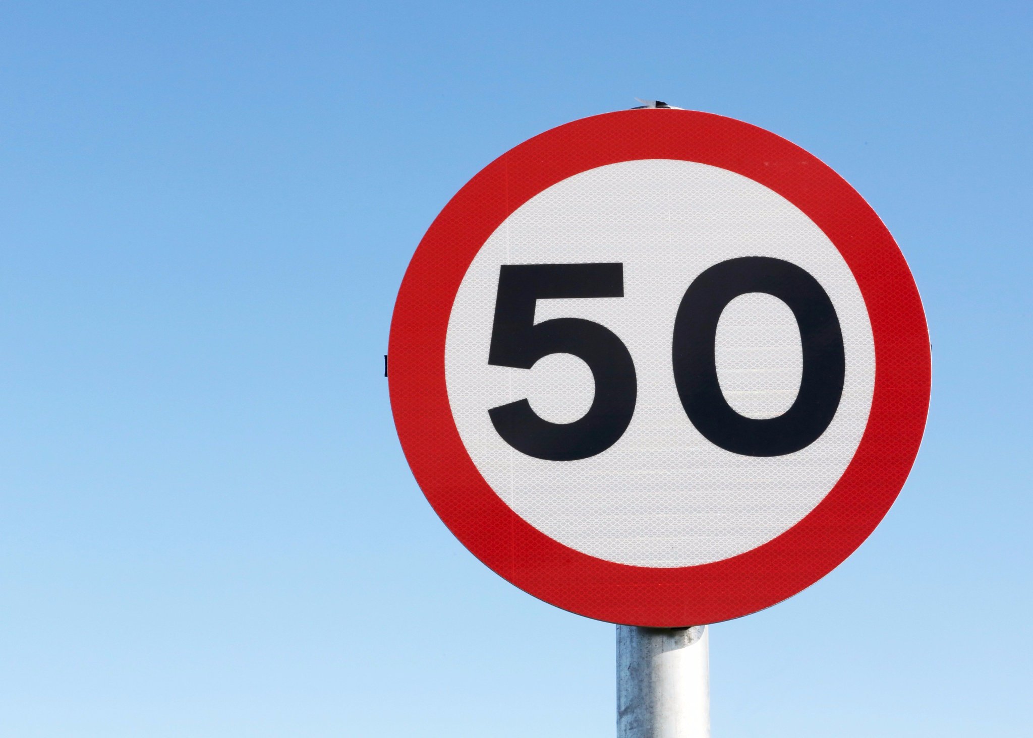 Дорожный знак скорость 60