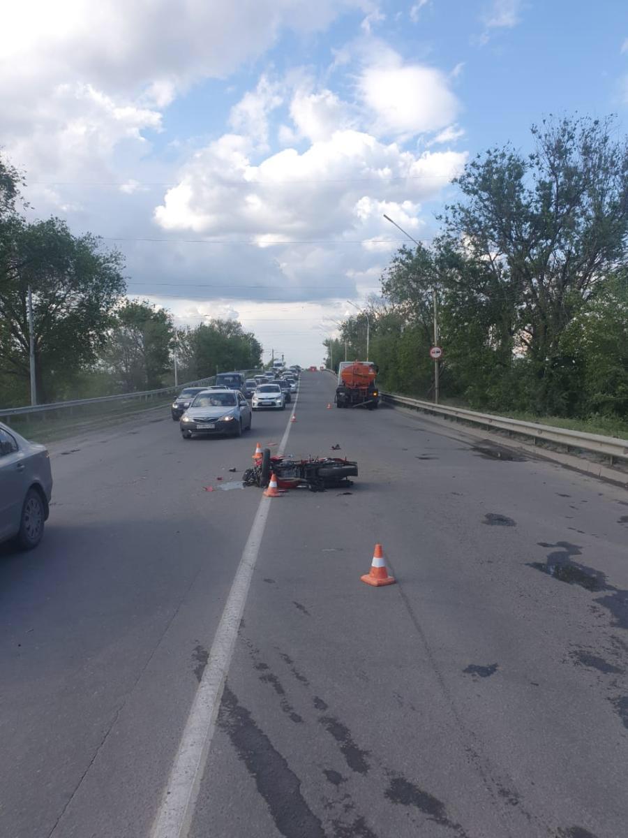 Новочеркасск дтп фото. Авария Новочеркасск 05.07.2020. Авария ДТП Новочеркасск. ДТП С мотоциклистом в Новочеркасске.