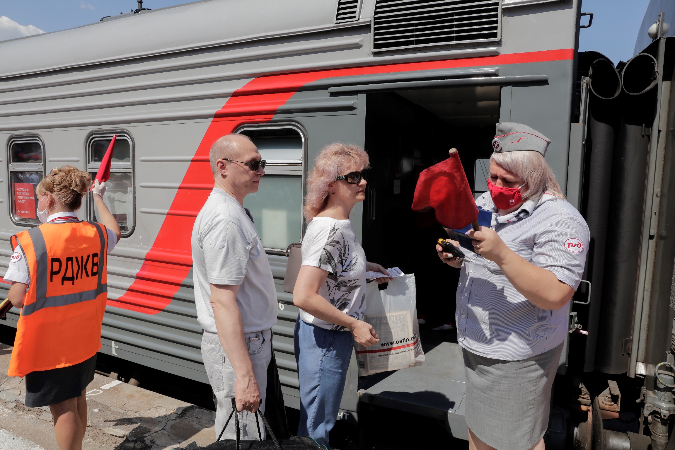 ДОН24 - 23 года спустя: поезда дальнего следования возобновили движение  через Волгодонск