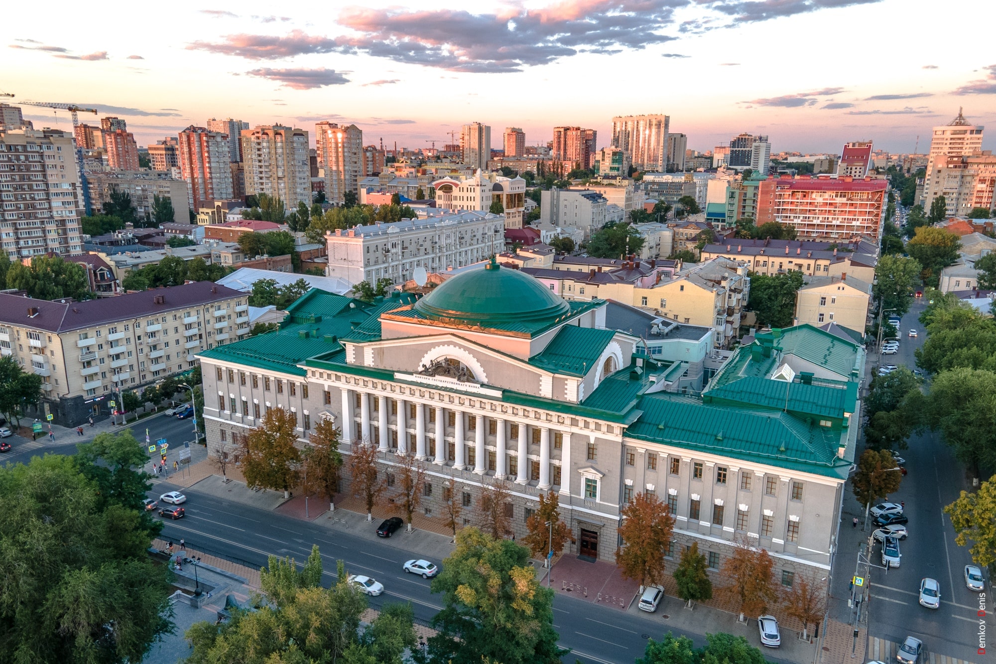 ДОН24 - Слияние двух столиц: что в Ростове может напомнить туристам Москву  и Петербург