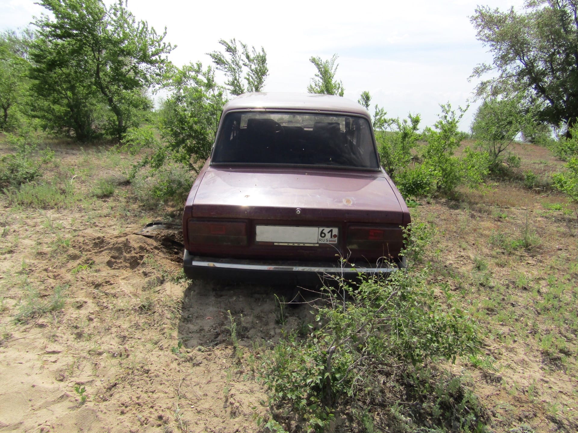 ДОН24 - Пришлось идти пешком: самого неудачливого автоугонщика задержали в Ростовской  области