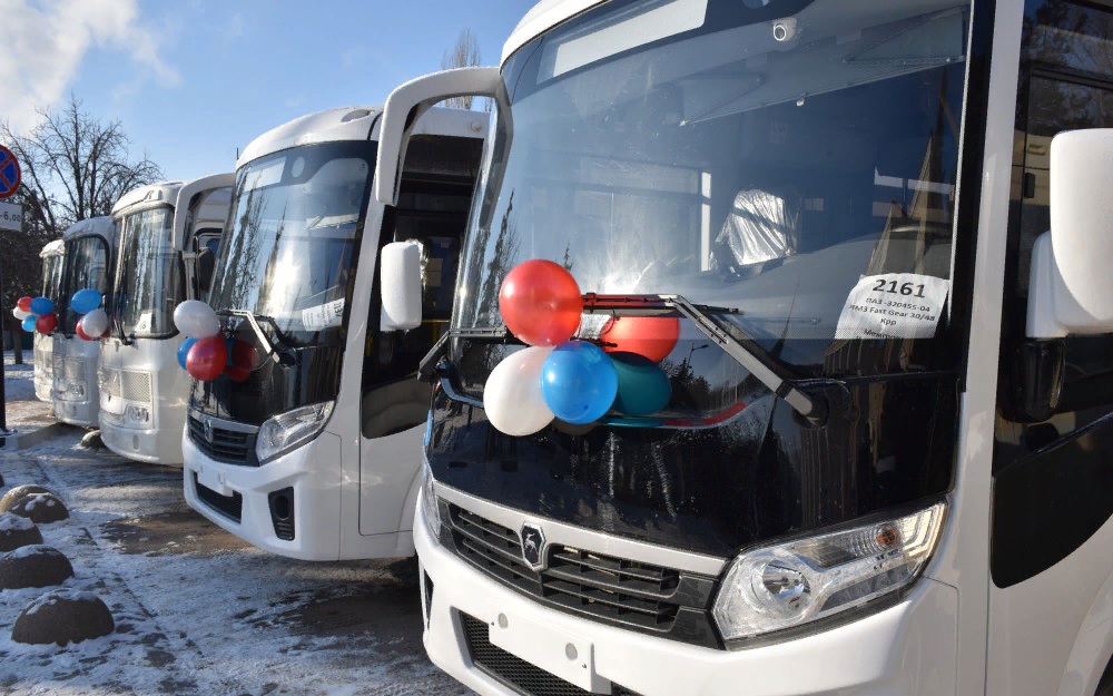 Автовокзал калитва. Новые автобусы в белой Калитве. Автовокзал белая Калитва. Фотография нового автобуса который появился в белой Калитве. Фотография игрушка нового автобуса который есть в белой Калитве.