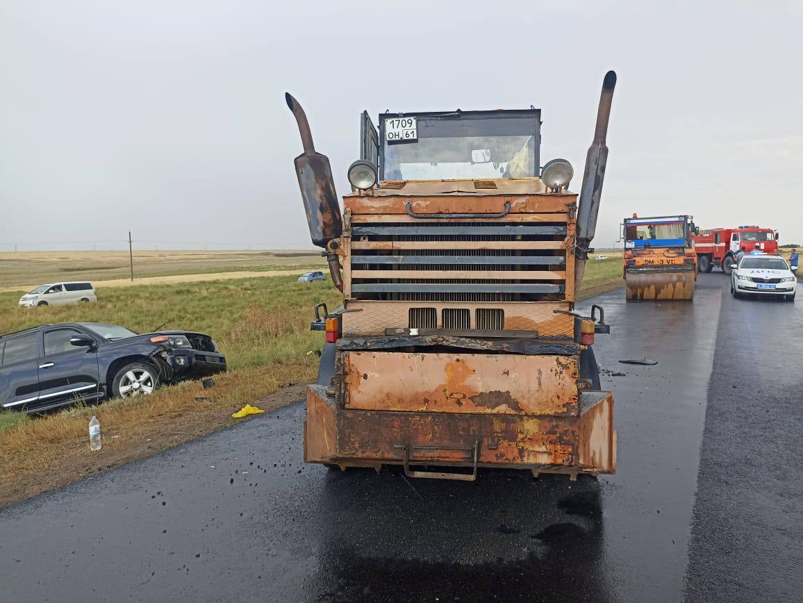 Ростовская обл водители. Авария Ремонтное Зимовники. ДТП Зимовники Ремонтное. ДТП Ростовская область трасса Зимовники ремонтная.