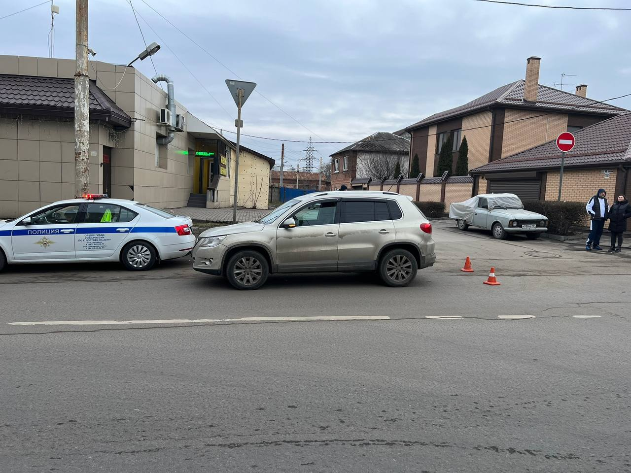 Полиция Таганрога ищет водителя, сбившего женщину в Гоголевском переулке |  03.02.2023 | Ростов-на-Дону - БезФормата