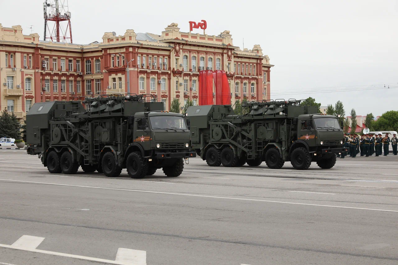 ДОН24 - На параде в Ростове показали систему ПВО для уничтожения  беспилотников