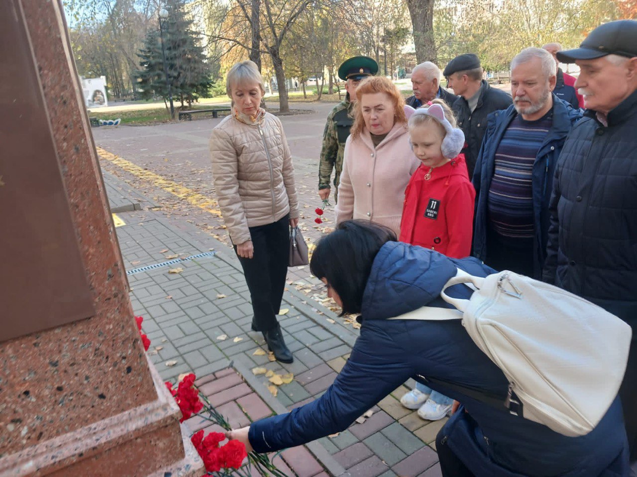 ДОН24 - Ветераны военной разведки возложили цветы к памятнику Зорге в  Ростове